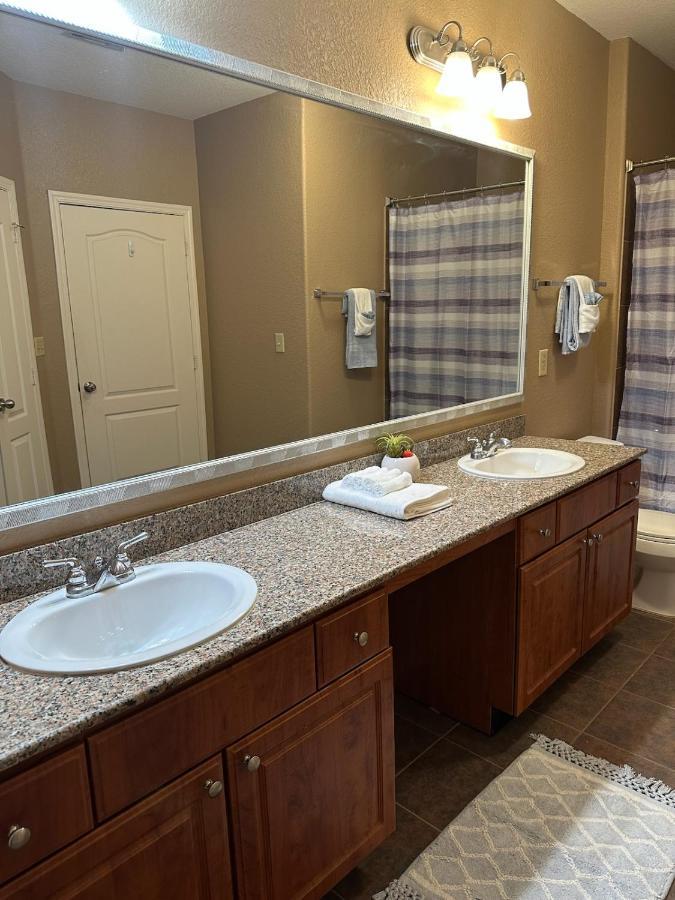 Blueplatinum Luxury Apartment Houston Bagian luar foto